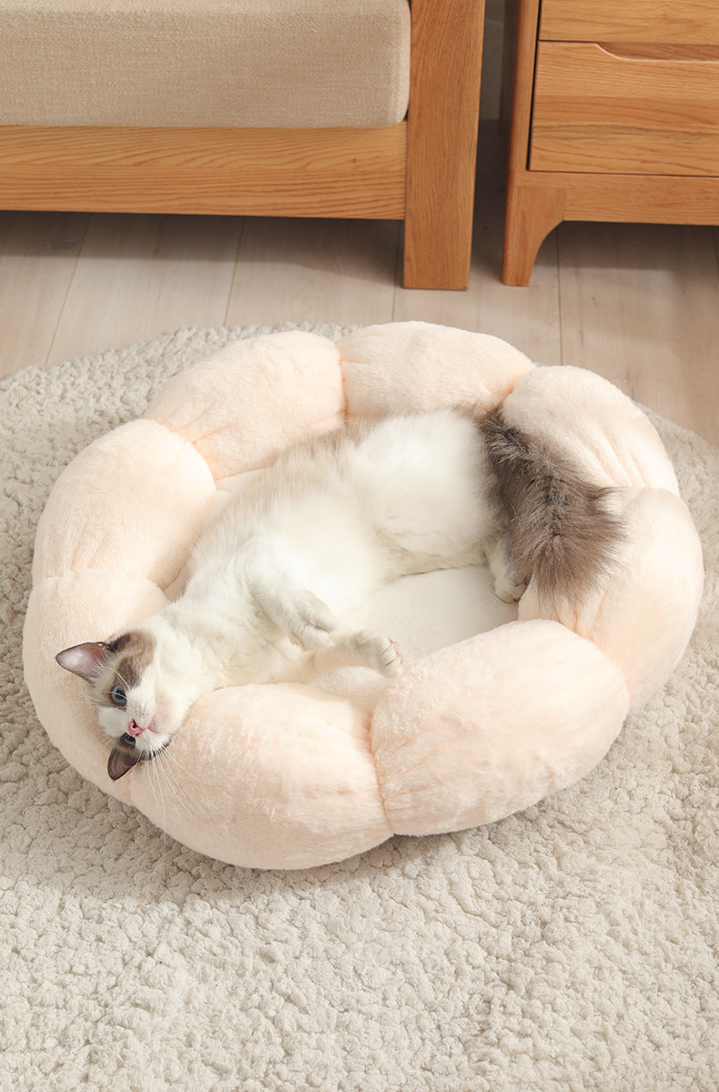 Floral Pet Bed – Comfy, Cute Spot for Naps